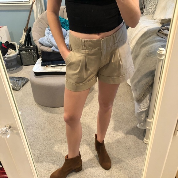 BCBG KHAKI SHORTS - Picture 1 of 5
